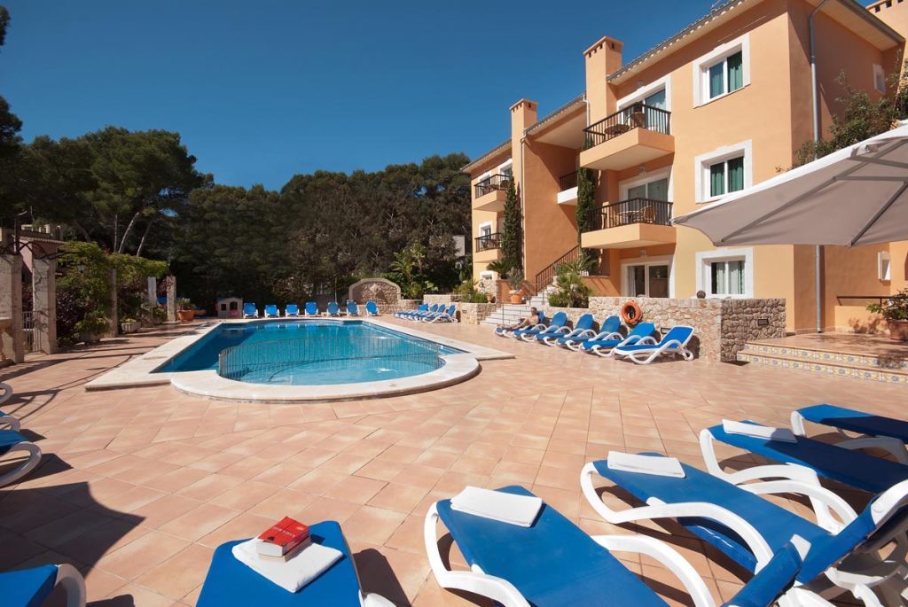 Pinos Altos Apartments Cala de Sant Vicenc Exterior foto