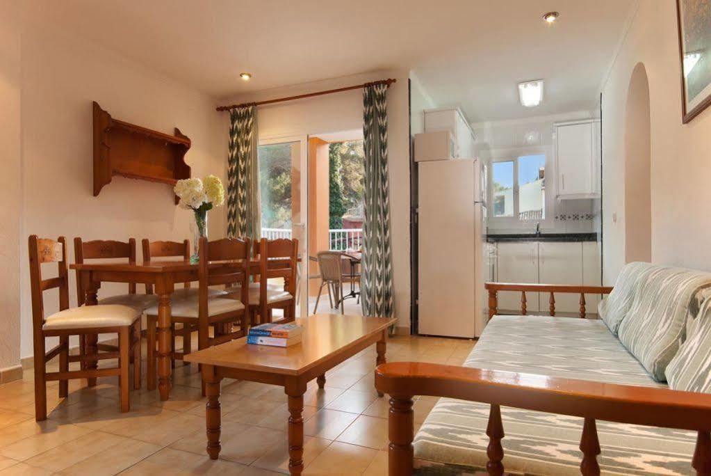Pinos Altos Apartments Cala de Sant Vicenc Exterior foto